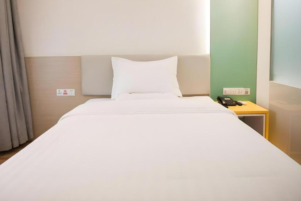 Hotel 7 Days Panjiayuan Antique Cancer Hospital Beijing