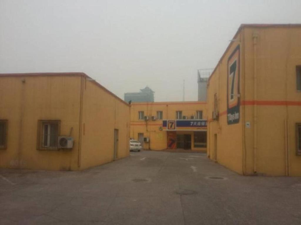Hotel 7 Days Panjiayuan Antique Cancer Hospital